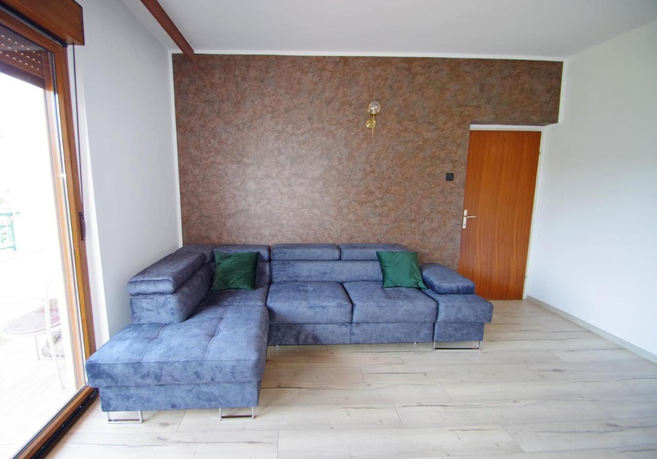 Gortanova 6+2 * Pula