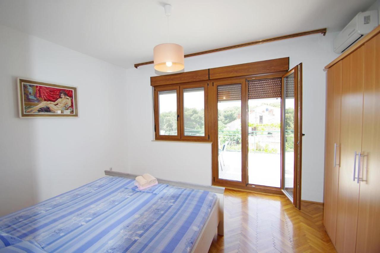 Apartment Gortanova 6+2 *