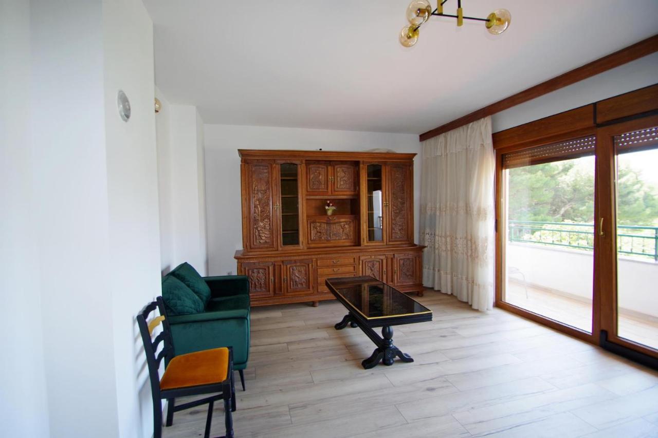 Apartment Gortanova 6+2 *
