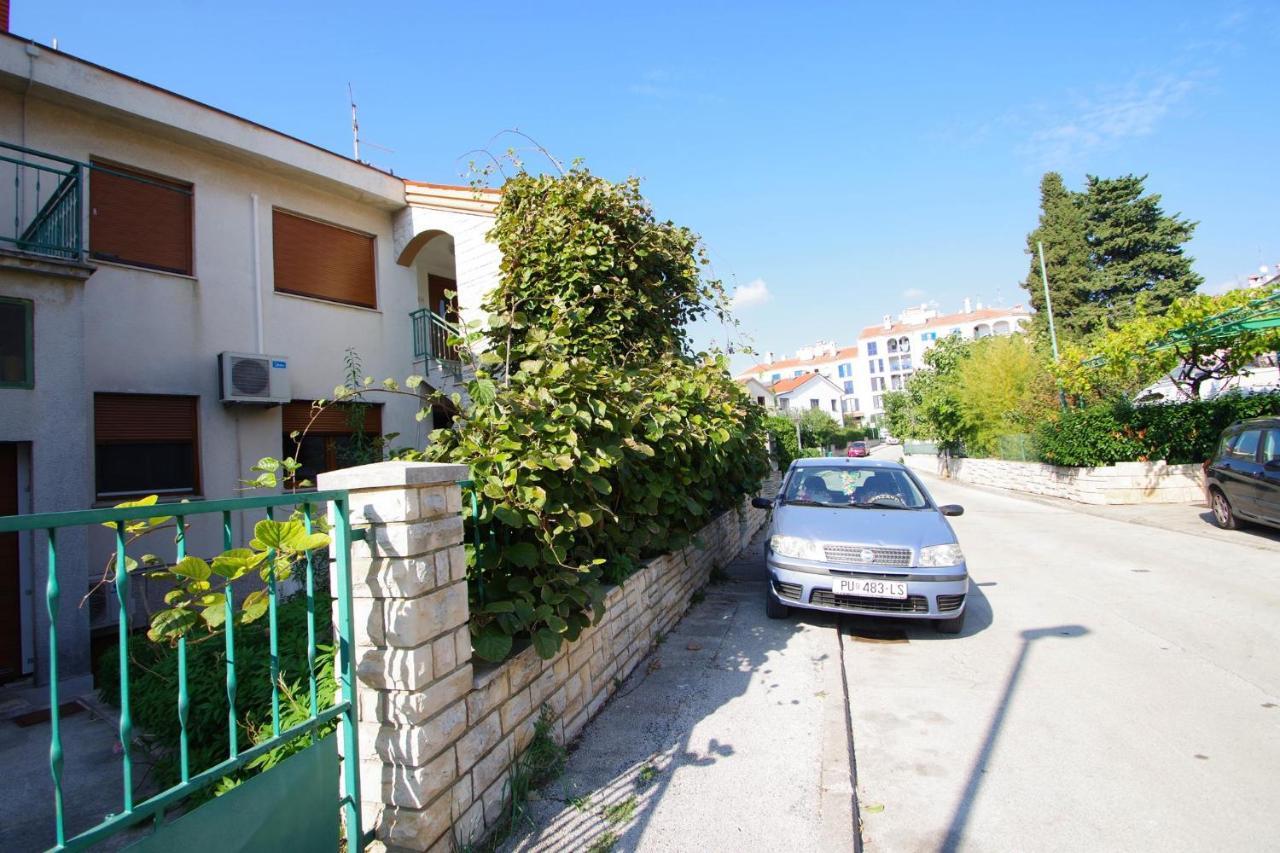 Gortanova 6+2 Apartment Pula